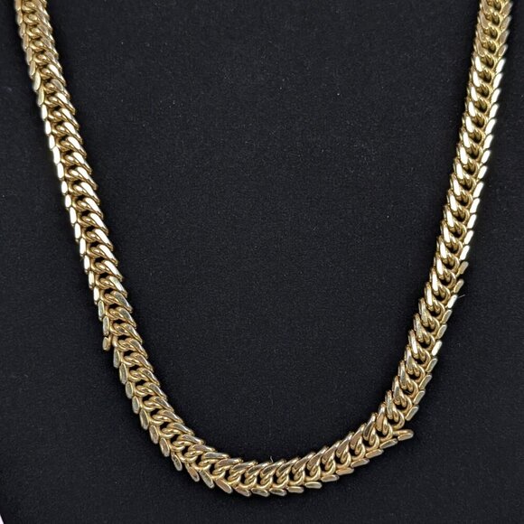 V. Monet Twisted Link Chain Necklace - Picture 5 of 7